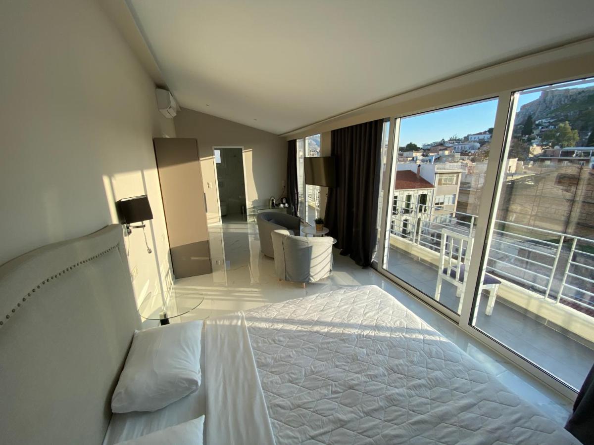 24K Athena Suites Exterior photo